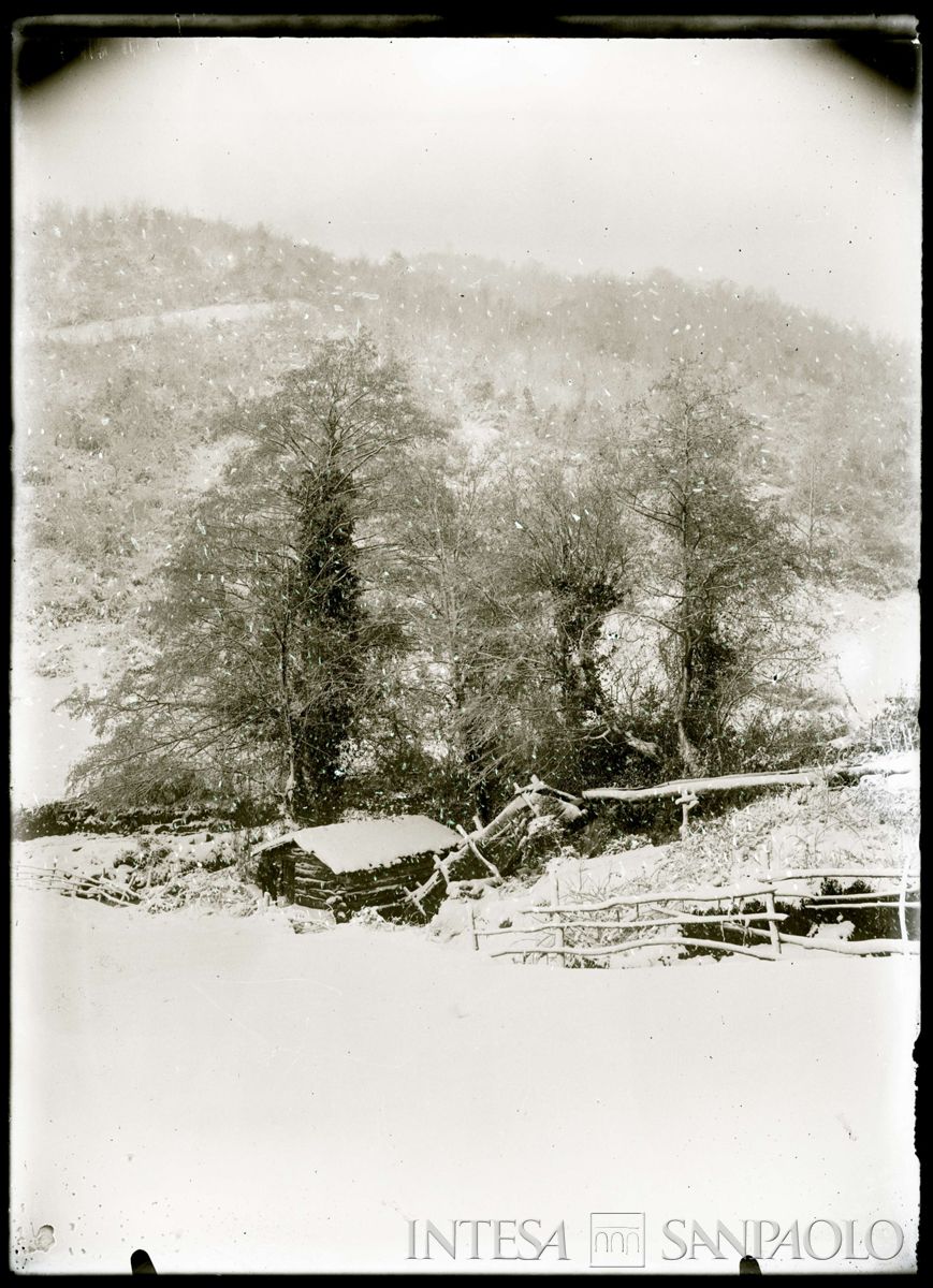 Villaggio di Cozlu - Gùzel Keùi, valle di Kouby, sotto la neve, 1908 circa (fotografo sconosciuto)