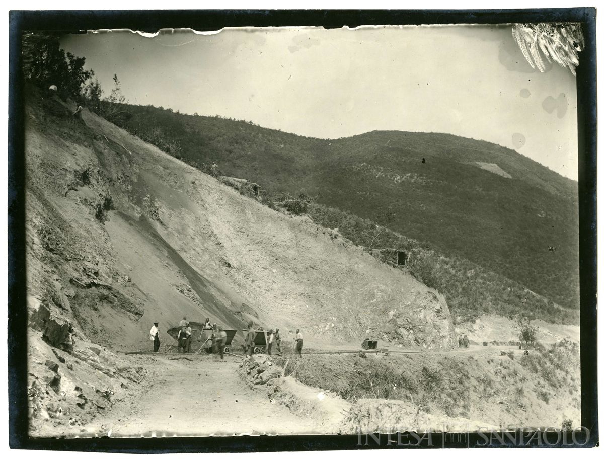 Progressione dei lavori di costruzione di una decauville in Turchia, 1904-1914 (fotografo sconosciuto)