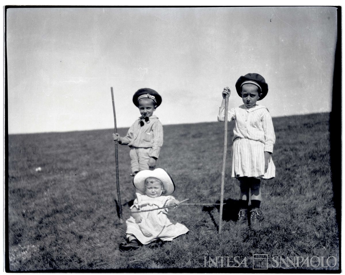 Johnny, Antonietta e Josy Nogara, 1905 circa (Bernardino Nogara)