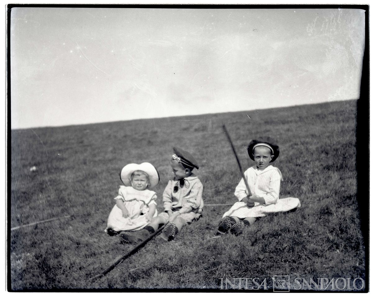 Johnny, Antonietta e Josy Nogara, 1905 circa (Bernardino Nogara)