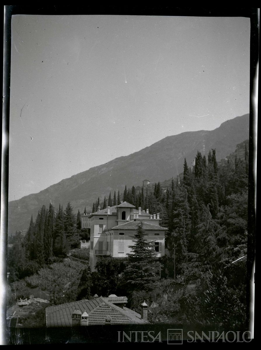 La casa di Bellano dopo l'ampliamento, primo quarto XX secolo (fotografo sconosciuto)