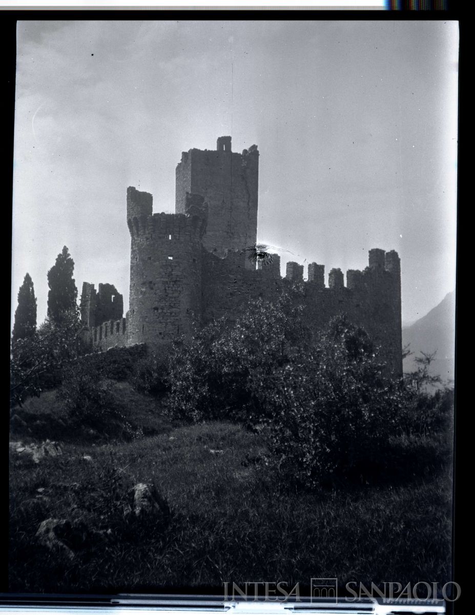 Scorcio di Bellano, 1870 - 1940 (fotografo sconosciuto)