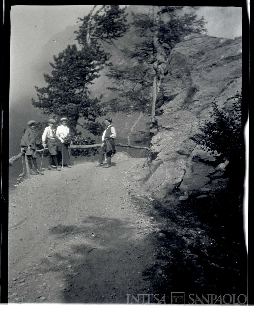 Gita nei pressi di Casaccia, anni 1910 (fotografo sconosciuto)