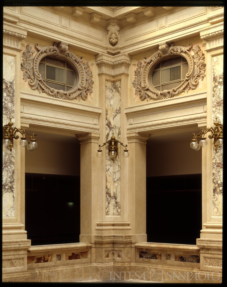 Palazzo di piazza della Scala 6, particolare del salone C, anni 1990 (fotografo sconosciuto)