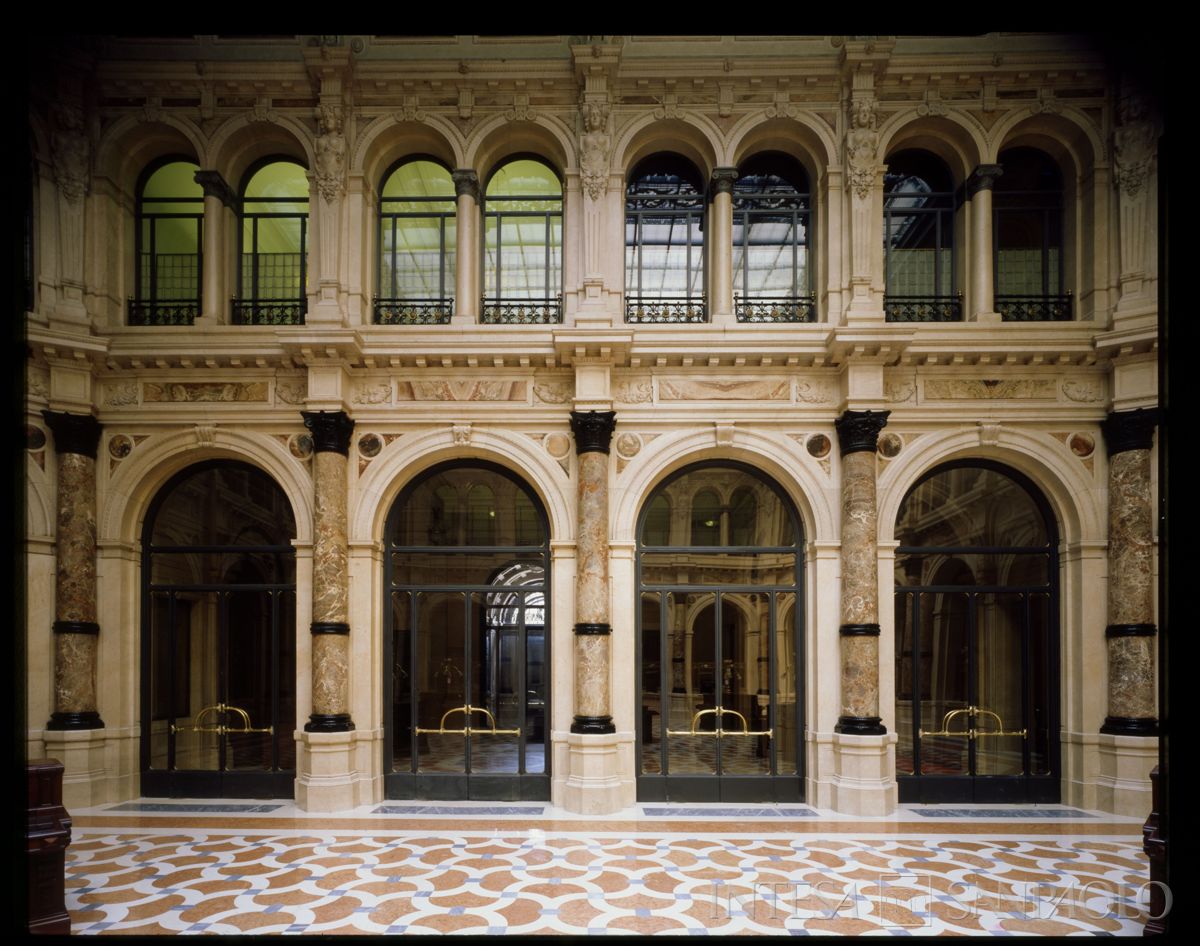 Palazzo di piazza della Scala 6, salone A, marzo 1990 (Gabriele Basilico)