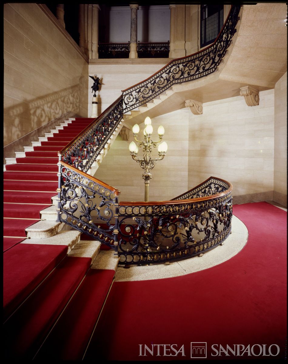 Palazzo di piazza della Scala 6, scalone d'onore, marzo 1990 (Gabriele Basilico)