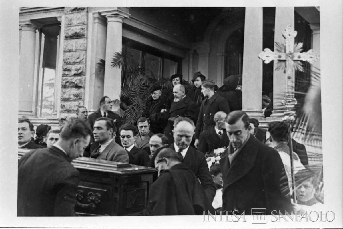 Funerali di Giuseppe Toeplitz, Sant'Ambrogio Olona, post 27 gennaio 1938 (fotografo sconosciuto)