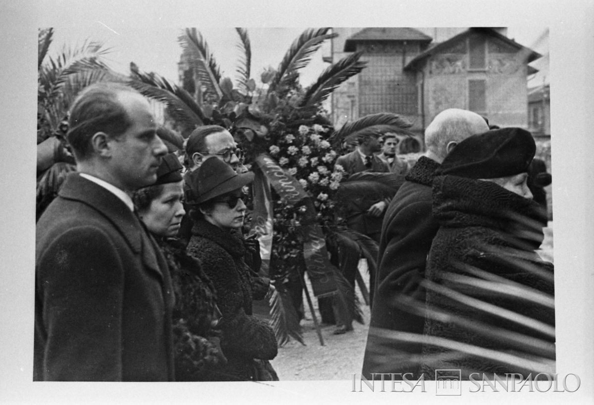 Funerali di Giuseppe Toeplitz, Sant'Ambrogio Olona, post 27 gennaio 1938 (fotografo sconosciuto)