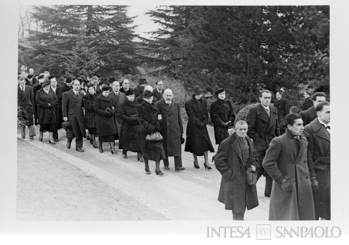 Funerali di Giuseppe Toeplitz, Sant'Ambrogio Olona, post 27 gennaio 1938 (fotografo sconosciuto)