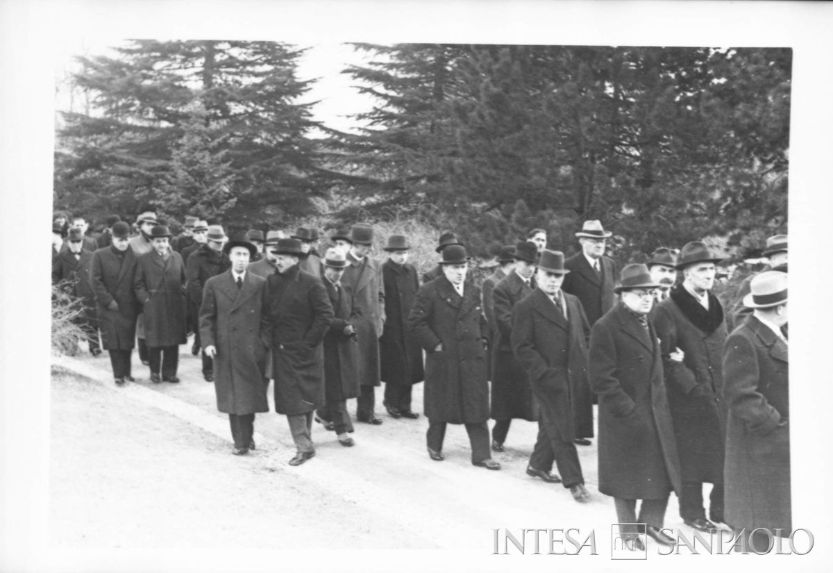 Funerali di Giuseppe Toeplitz, Sant'Ambrogio Olona, post 27 gennaio 1938 (fotografo sconosciuto)