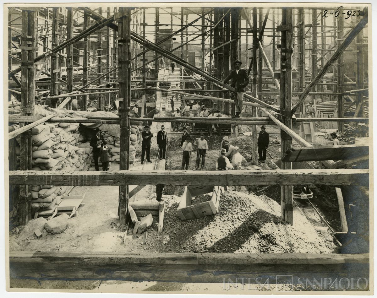 Lavori di costruzione, 2 giugno 1923 (foto Achille Flecchia)