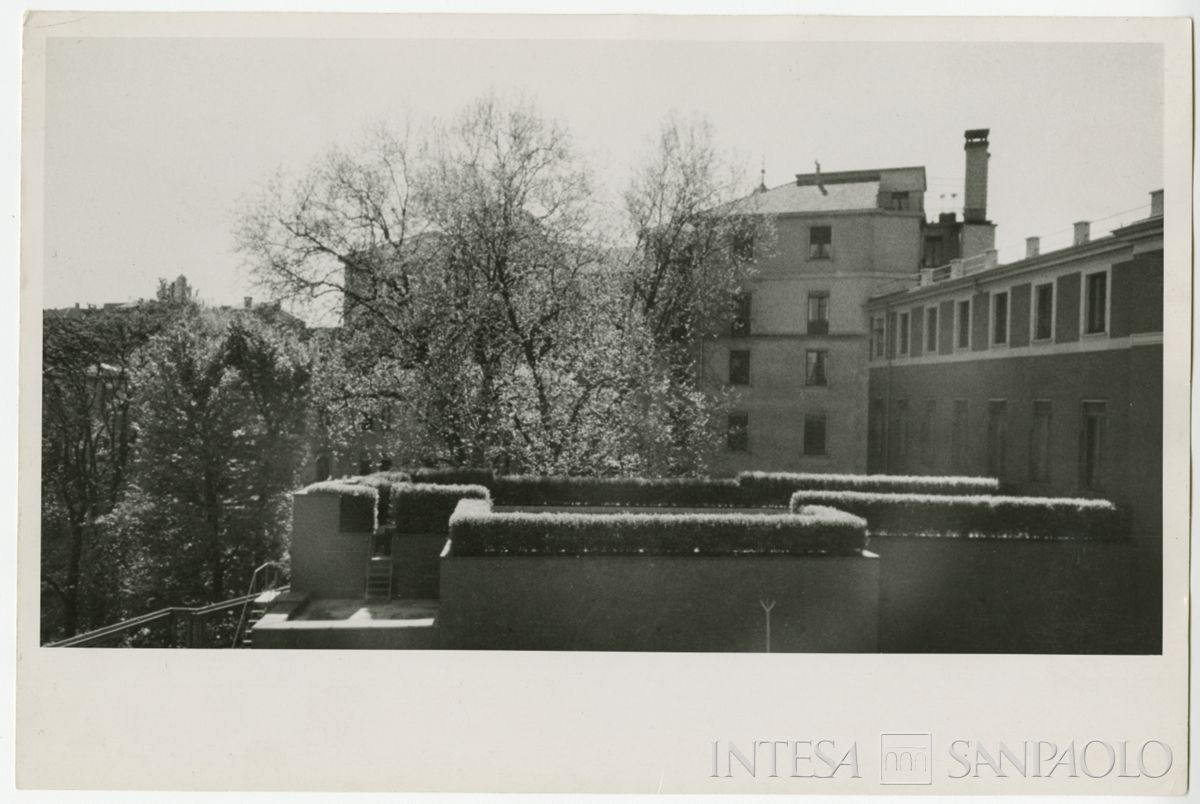 Palazzo di piazza della Scala 6, giardino pensile, post 1934 (fotografo sconosciuto)