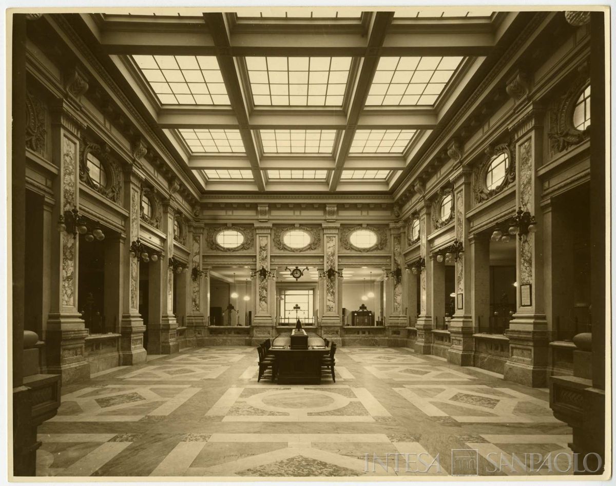 Palazzo di piazza della Scala 6, salone C, post 1945 (fotografo sconosciuto)