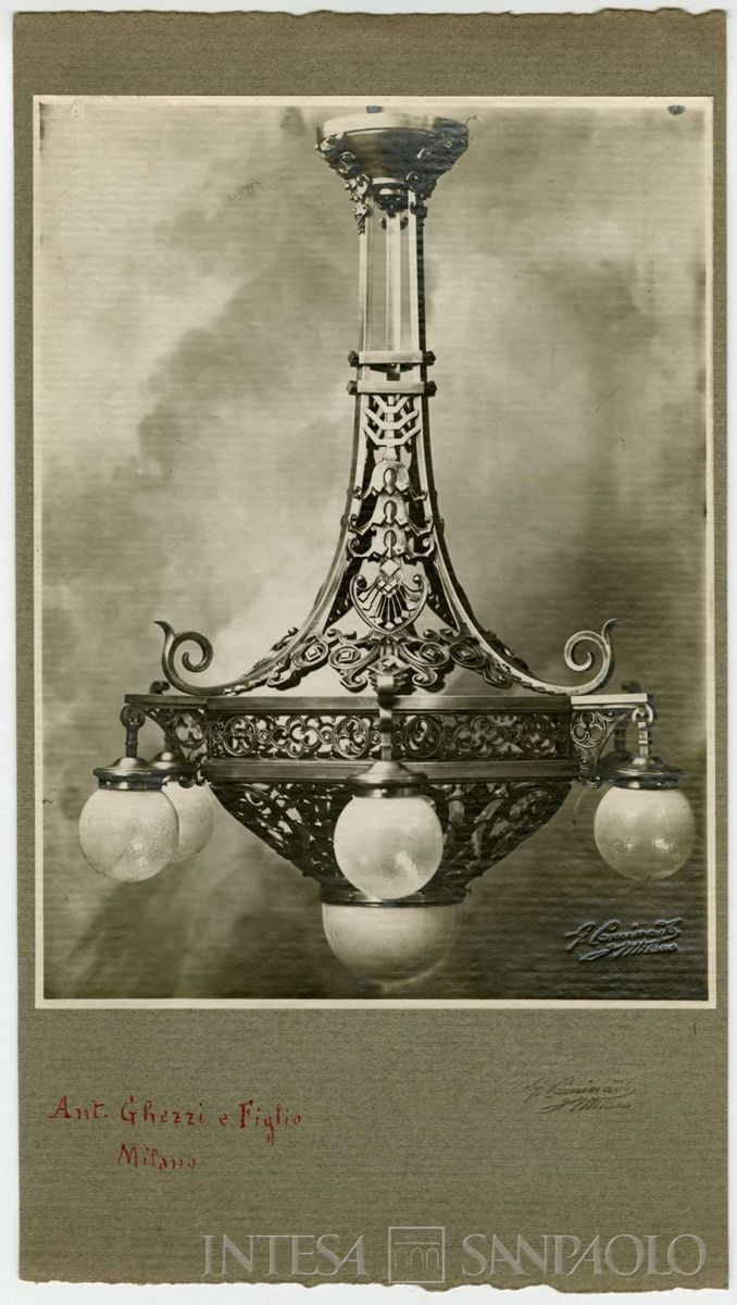 Palazzo di piazza della Scala 6, lampadario, primi del 1900 (G. Caminada)
