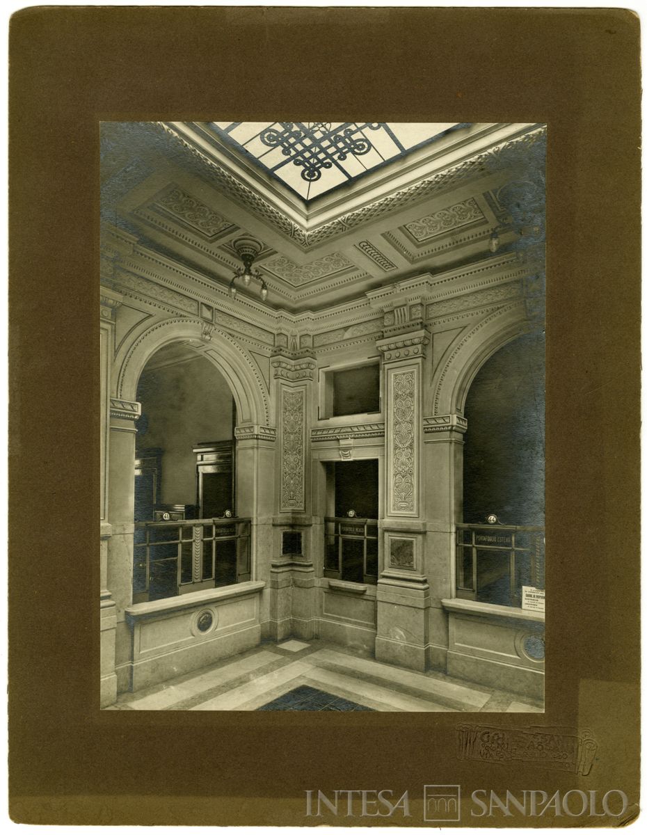 Palazzo di piazza della Scala 6, dettaglio sugli sportelli del salone B (stampa su cartoncino), 1911-1912 (Gigi Bassani)