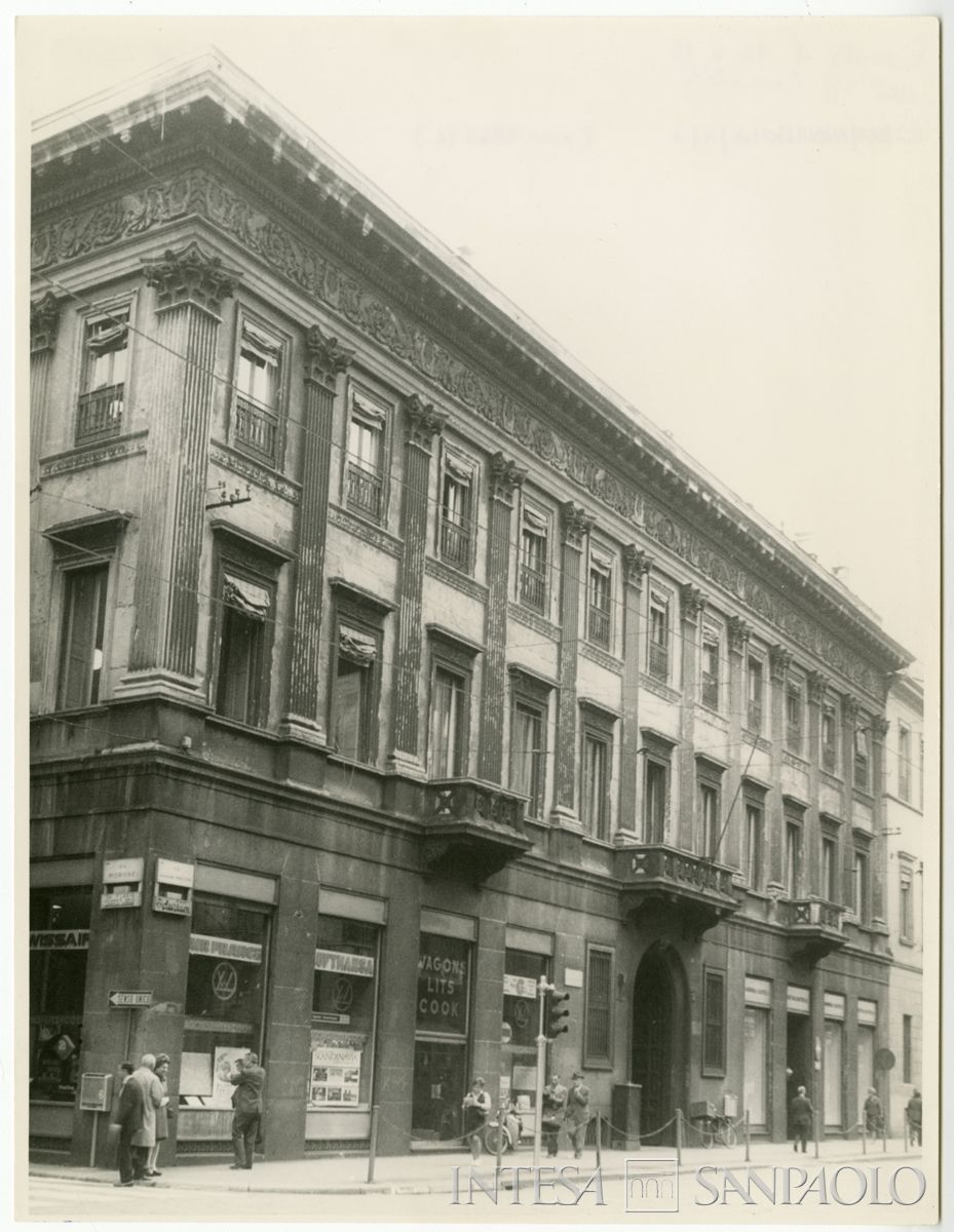 Palazzo Anguissola, esterno, anni 1960 (fotografo sconosciuto)