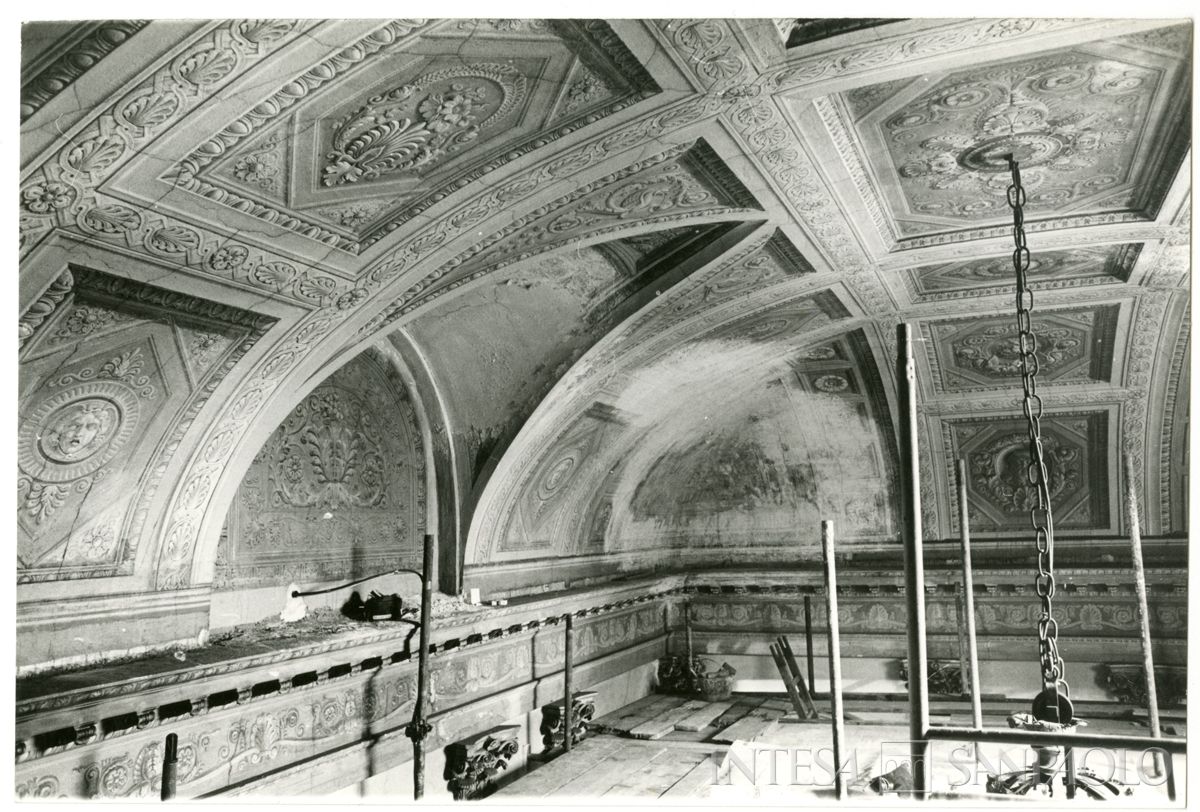 Palazzo Anguissola, soffitti prima del restauro, 1975-1976 (fotografo sconosciuto)