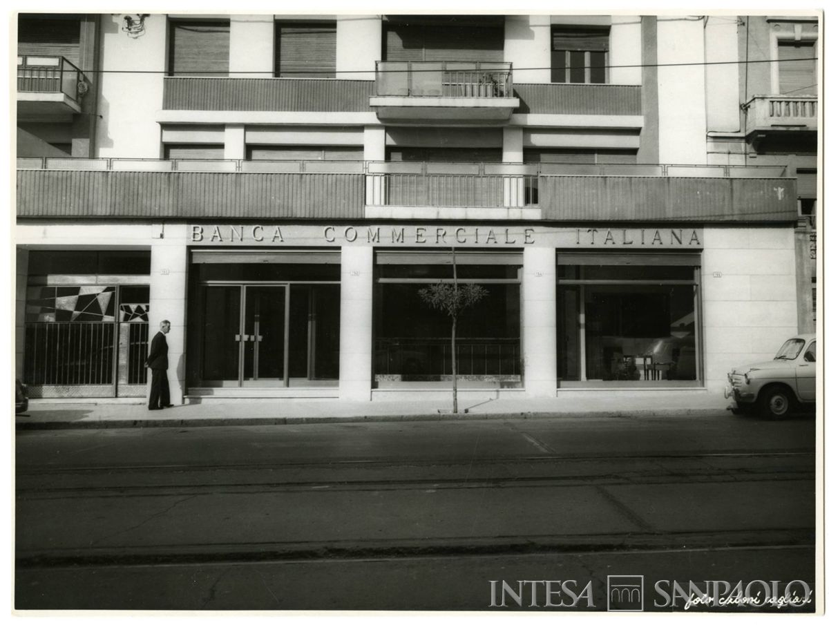 BCI, Cagliari: agenzia di città n. 1, Via Sonnino 192, ottobre 1960 (Foto Caboni)