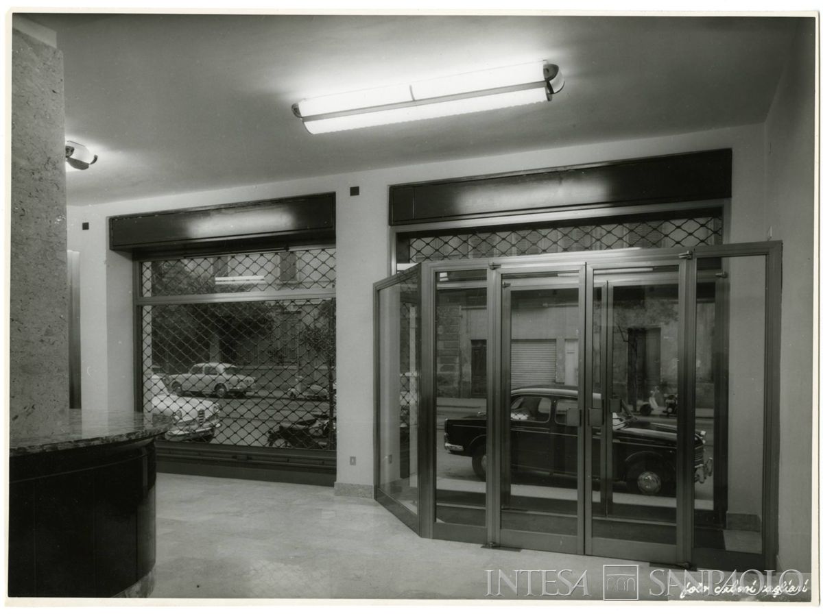 BCI, Cagliari: agenzia di città n. 1, Via Sonnino 192, ottobre 1960 (Foto Caboni)