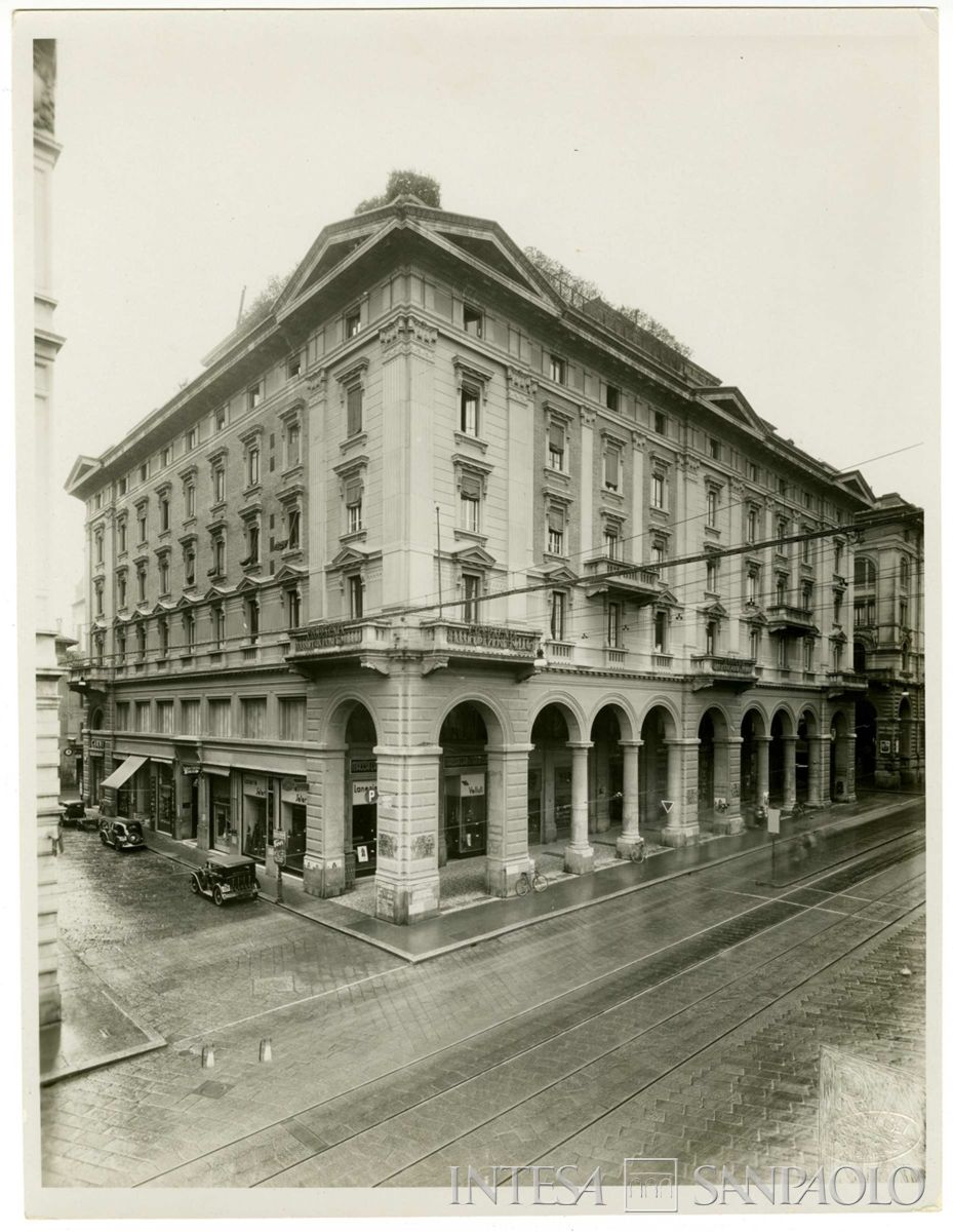 BCI, Bologna: sede di Via Rizzoli 5, anni 1930 (foto Campagnoli)