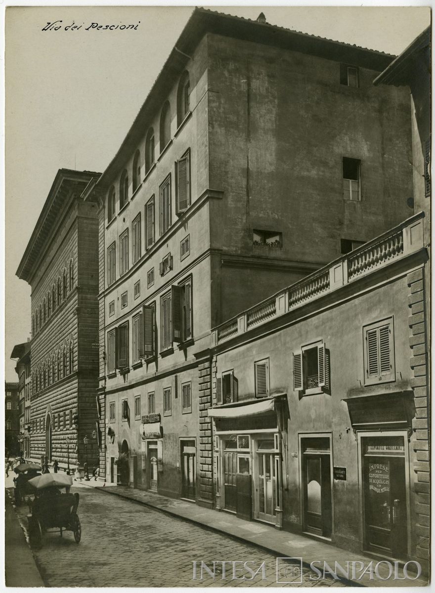 BCI, Firenze: sede di Palazzo Tornabuoni Corsi, Via Strozzi 4, 1919 (foto Fratelli Alinari)