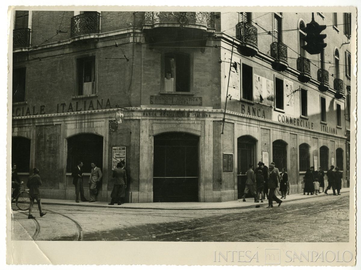 BCI, Modena: succursale di Via Farini 2, 1919-1939 (Foto Cav. Bandieri)