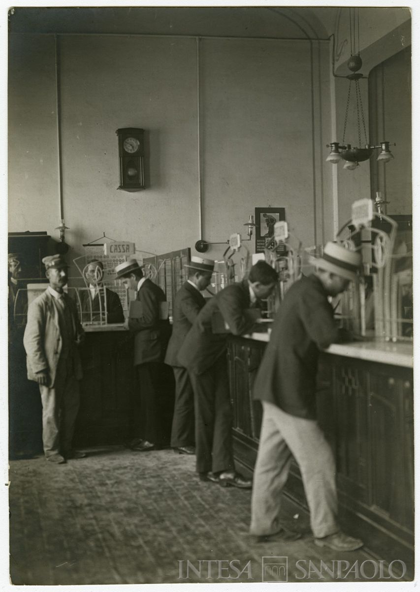 BCI, Sassari: succursale di Piazza d'Italia 6, 8 settembre 1914 (fotografo sconosciuto)