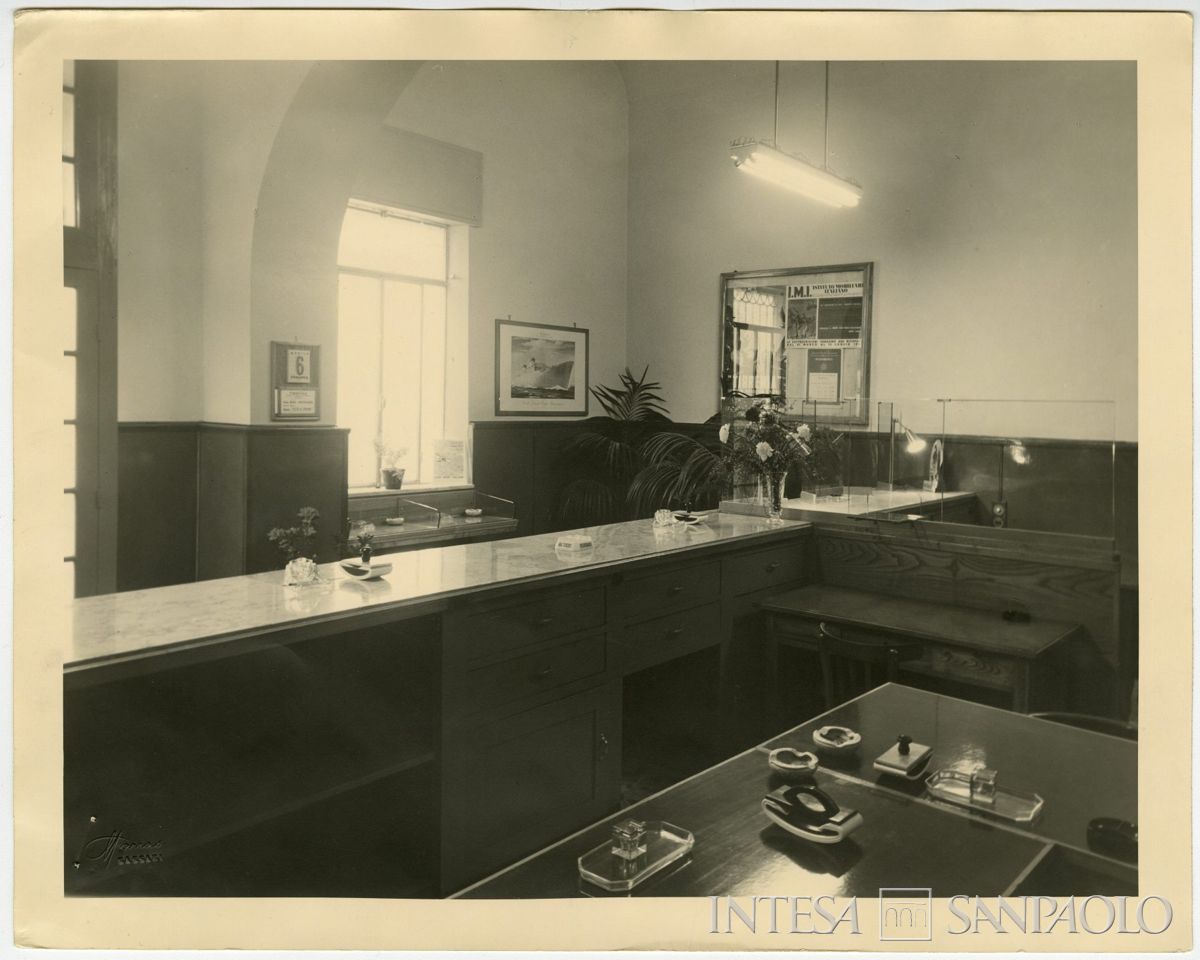 BCI, Sassari: succursale di Via Cagliari, marzo 1952 (foto Marras)