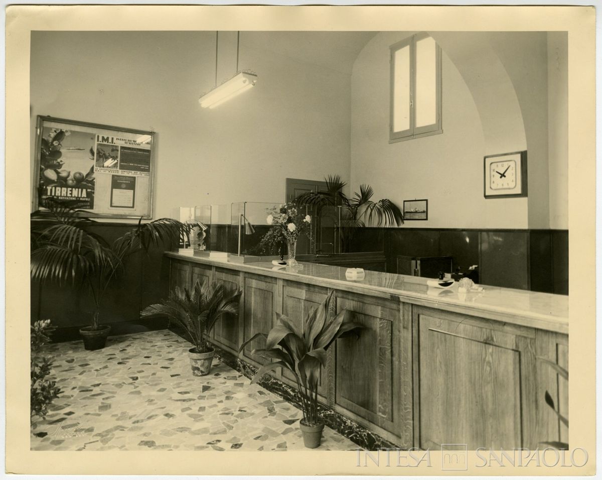 BCI, Sassari: succursale di Via Cagliari, marzo 1952 (foto Marras)