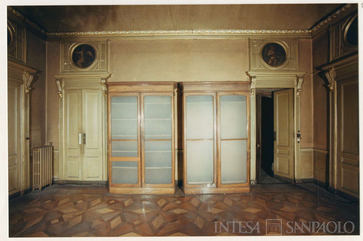 BCI, Torino, Palazzo Pallavicini Mossi, via Santa Teresa 9-11: interni prima dei lavori di ristrutturazione, anni 1980 - 1990 (fotografo sconosciuto)