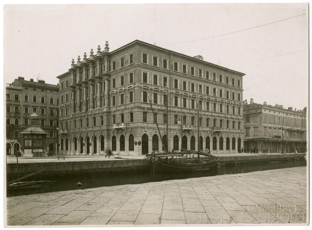 BCI, Trieste: sede di Piazza Ponterosso 1, gennaio 1921 - ottobre 1928 (foto Carlo Wernigg)