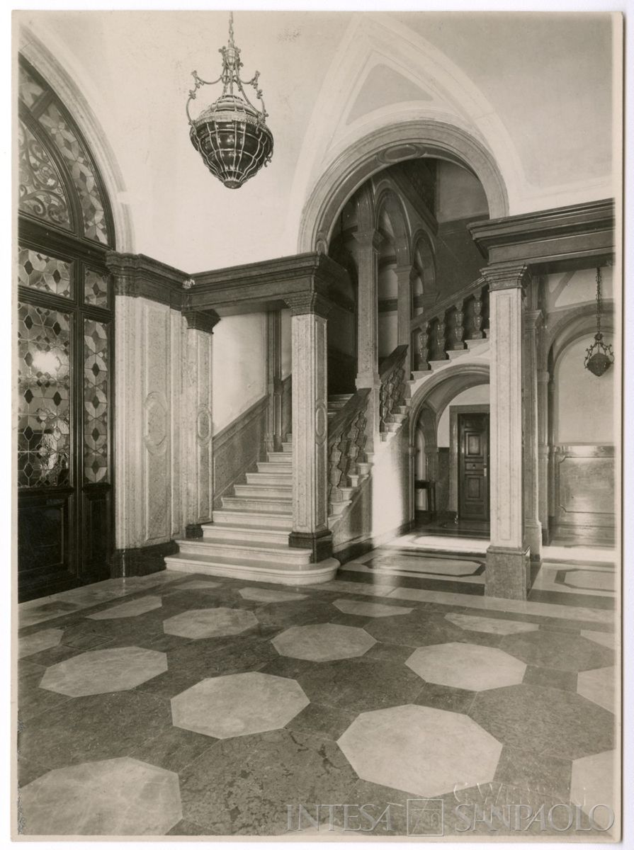 BCI, Trieste: sede di Piazza Ponterosso 1, gennaio 1921 - ottobre 1928 (foto Carlo Wernigg)