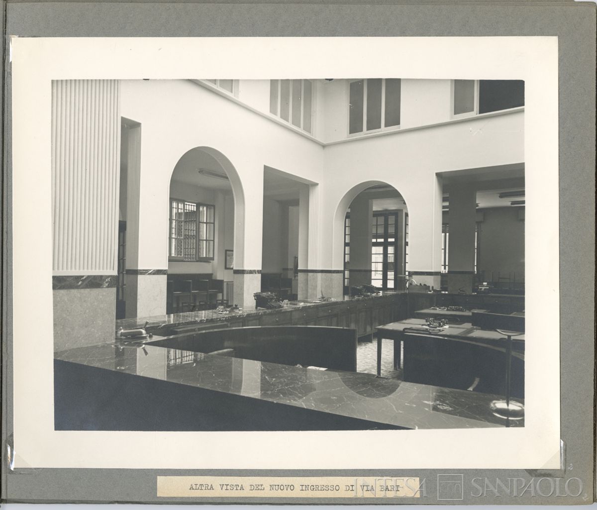 BCI, Palermo: sede di via Napoli 41, interno, post 1936 (fotografo sconosciuto)