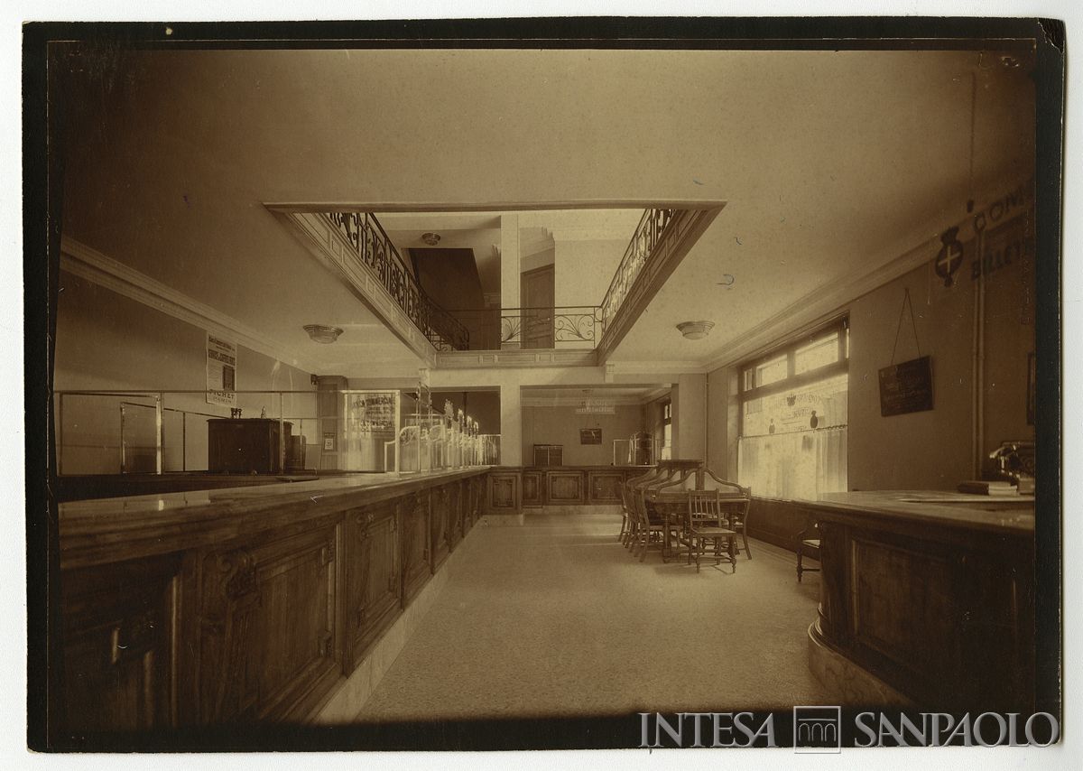 Banca Commerciale Italiana (France), Cannes: filiale di Rue d'Antibes 31bis, 1926-1929 (fotografo sconosciuto)