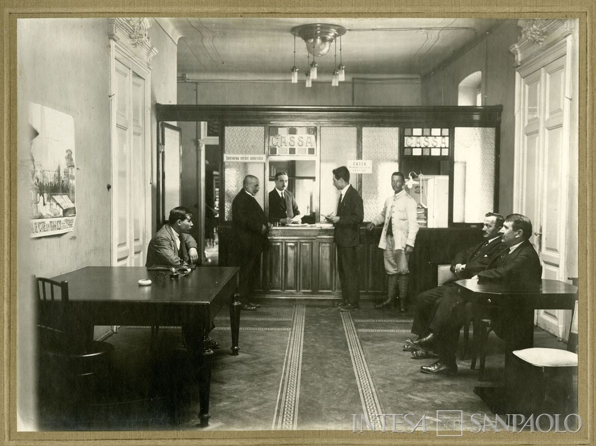 Banca Commerciale Italiana e Romena, Braila: succursale di Strada Vapoarelor 17, 1921 ca. (fotografo sconosciuto)