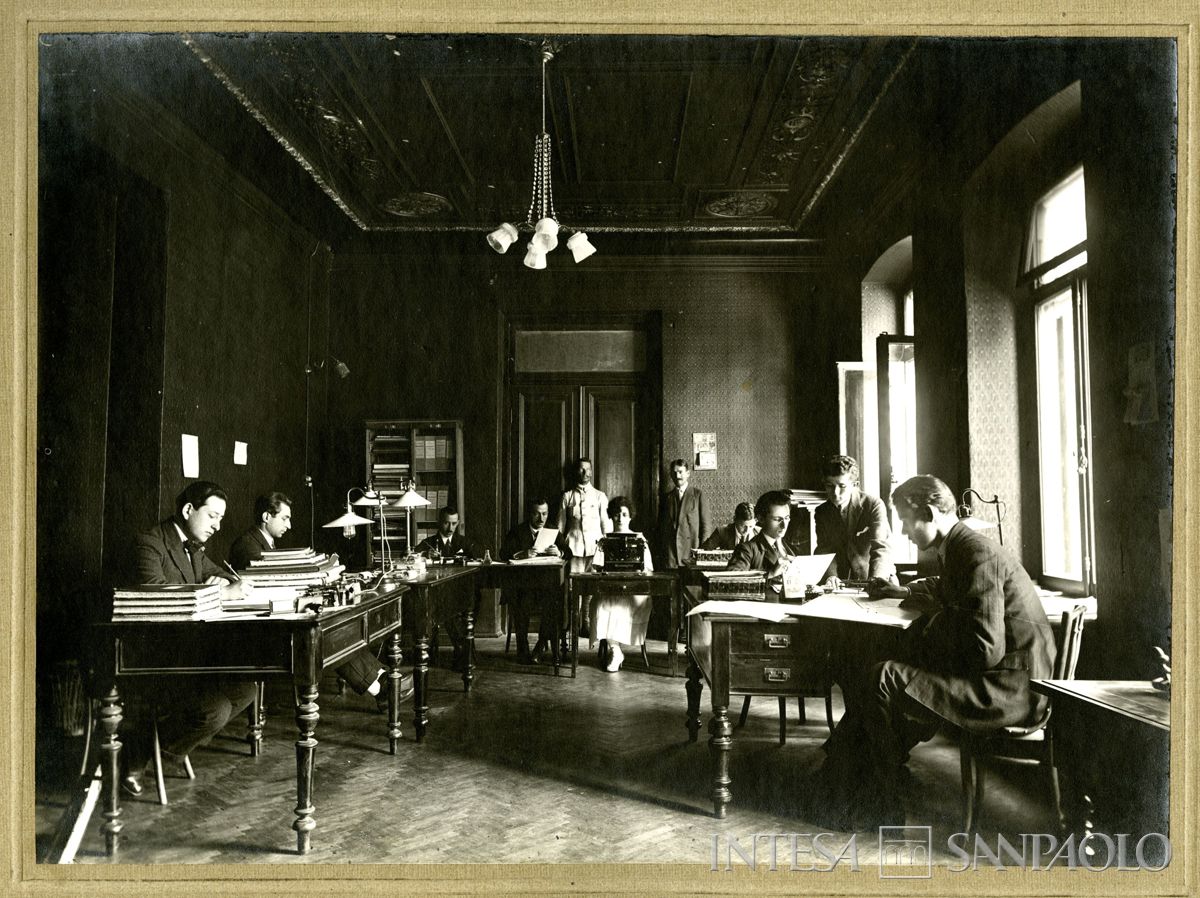 Banca Commerciale Italiana e Romena, Braila: succursale di Strada Vapoarelor 17, 1921 ca. (fotografo sconosciuto)