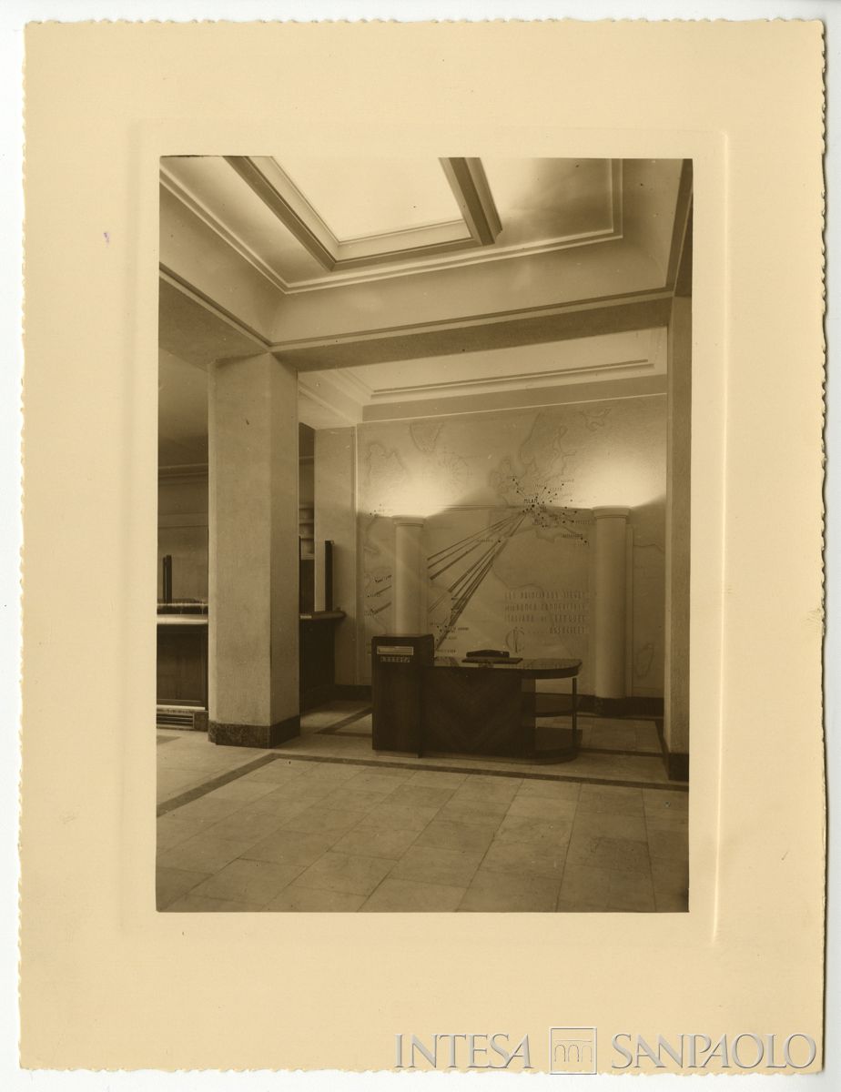 Banca Commerciale Italiana (France), Nizza: filiale di Avenue de la Victoire 10, 1932 ca. (foto di Delahaye, A.)