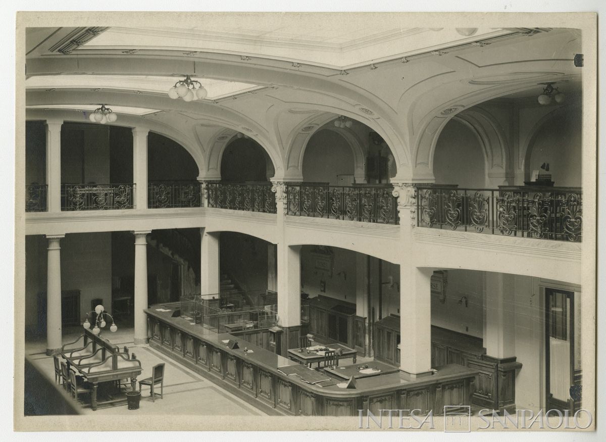 Banca Commerciale Italiana (France), Nizza: filiale di Avenue de la Victoire 10, post 1920 (fotografo sconosciuto)