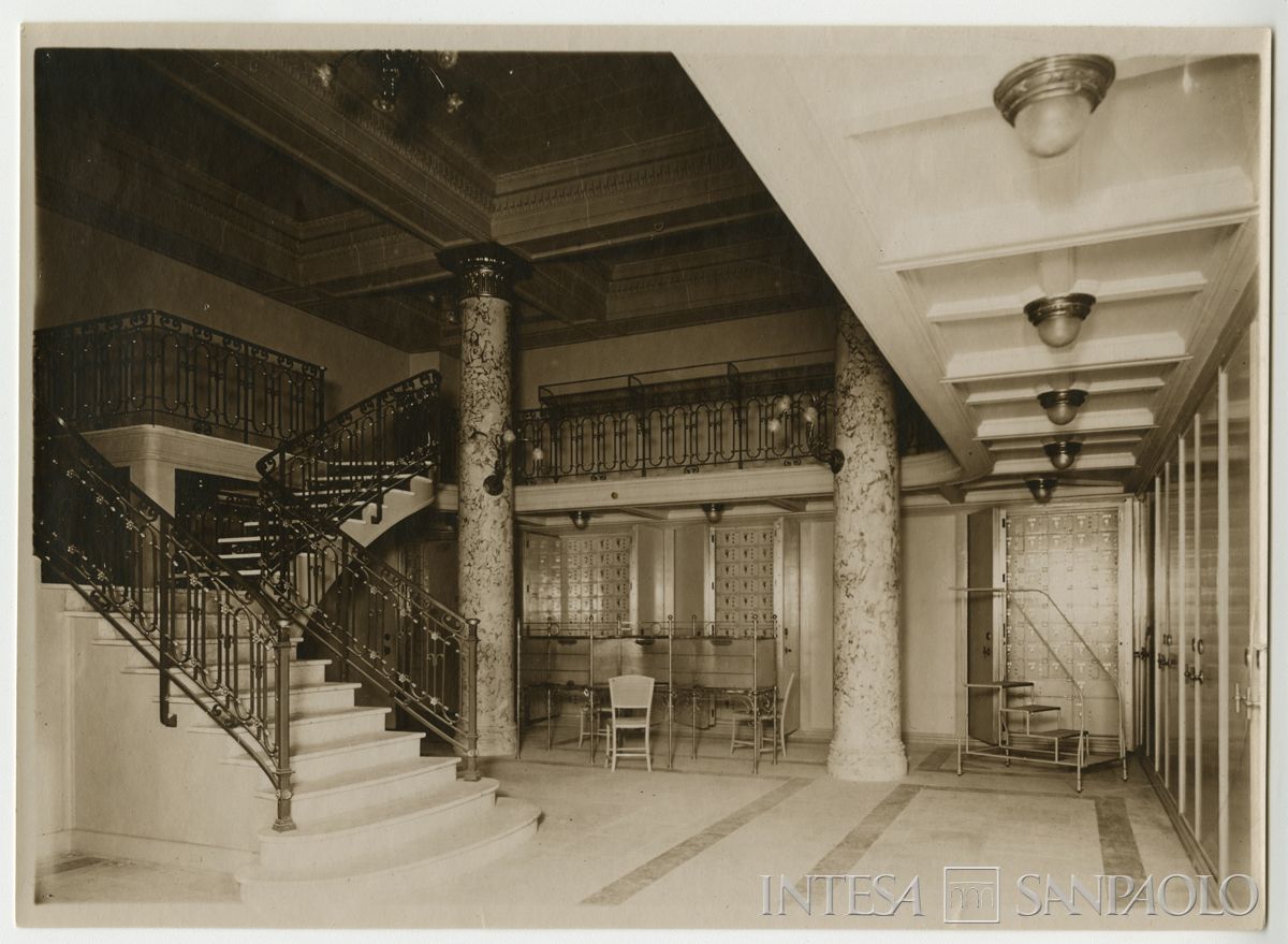 Banca Commerciale Italiana (France), Nizza: filiale di Avenue de la Victoire 10, post 1920 (foto di Photographie Rizzo)