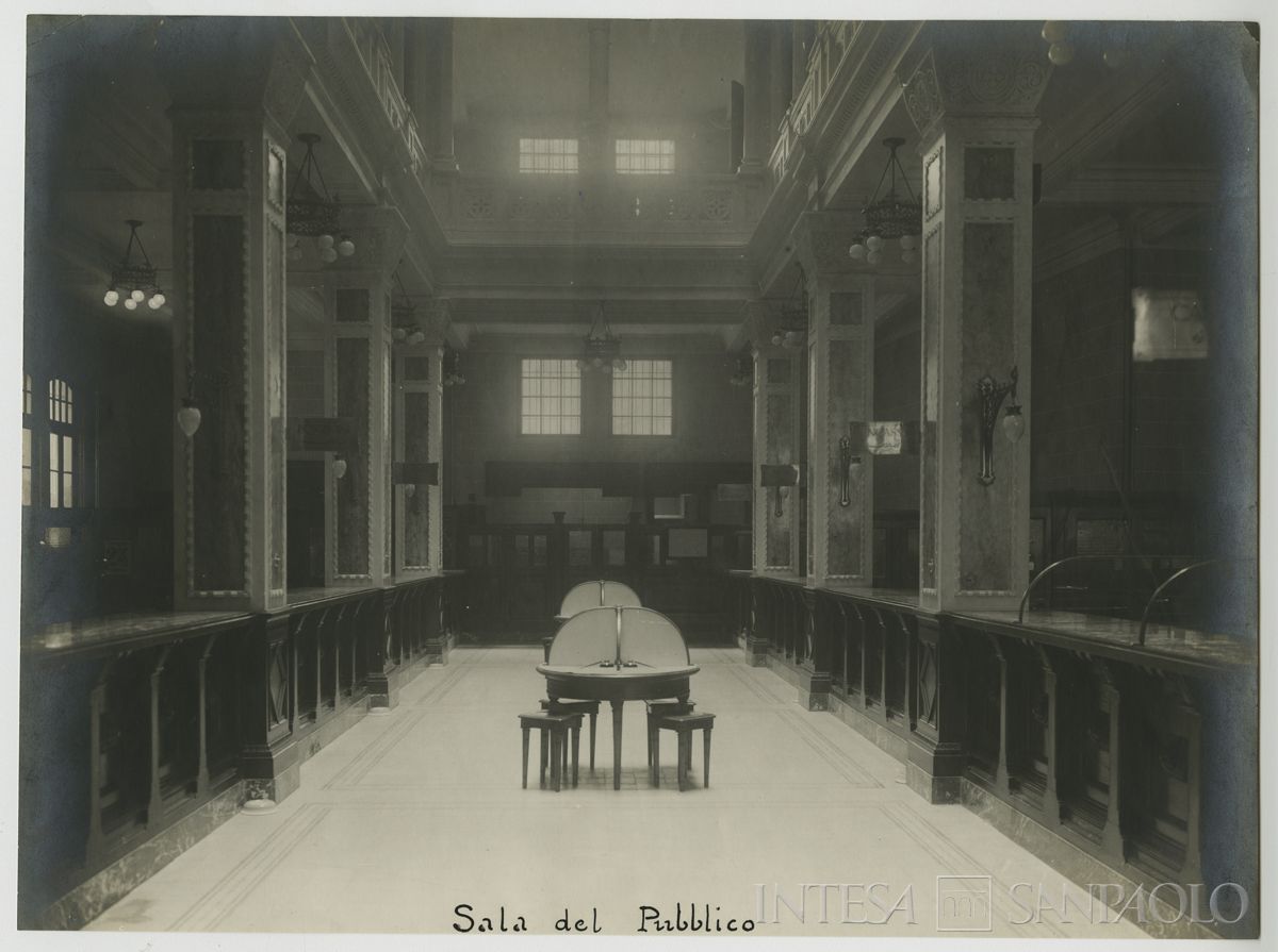 BCI, Costantinopoli: sede di Rue Voivoda 17-19, Palazzo Karaköy, 1 giugno 1922 (foto di Sebah & Joaillier - successori)