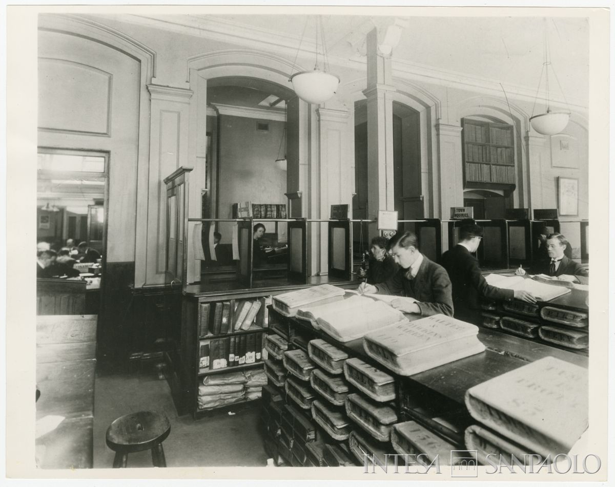 Stubbs Weekly Gazette, Londra: stabile di Gresham Street, anni 1920 (fotografo sconosciuto)