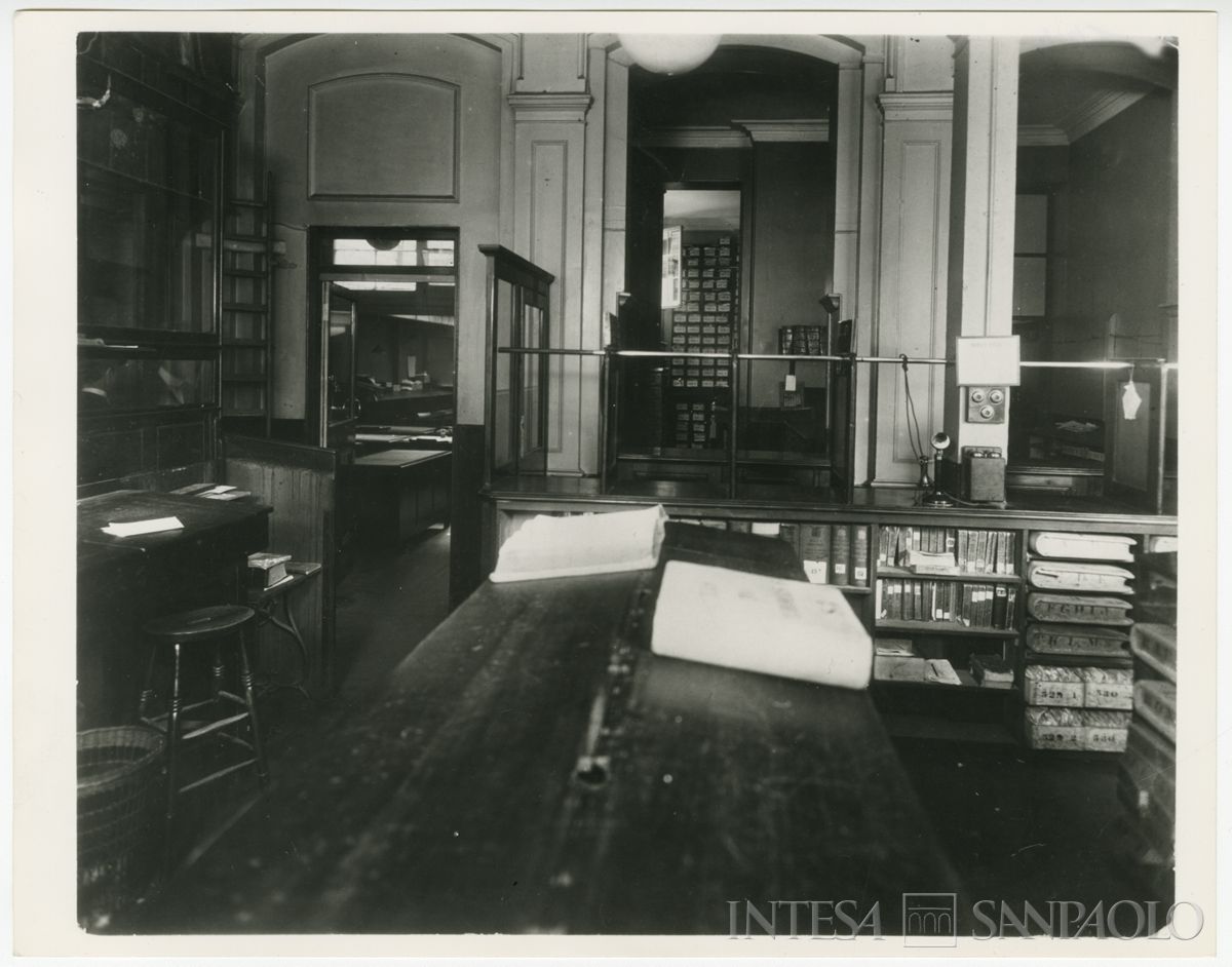 Stubbs Weekly Gazette, Londra: stabile di Gresham Street, anni 1920 (fotografo sconosciuto)