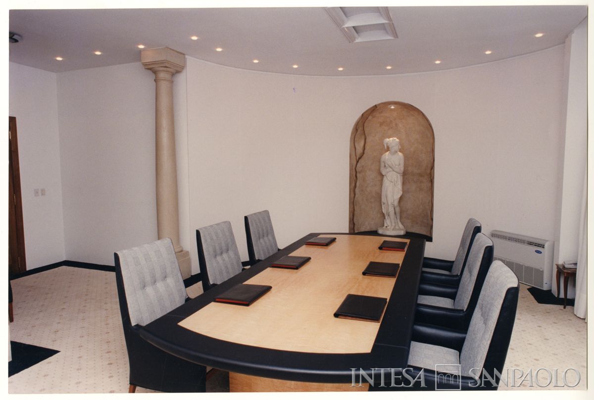 Banco Sudameris, Buenos Aires: sede di Tte. Gral. Perón 500, 1995-1997 (fotografo sconosciuto)