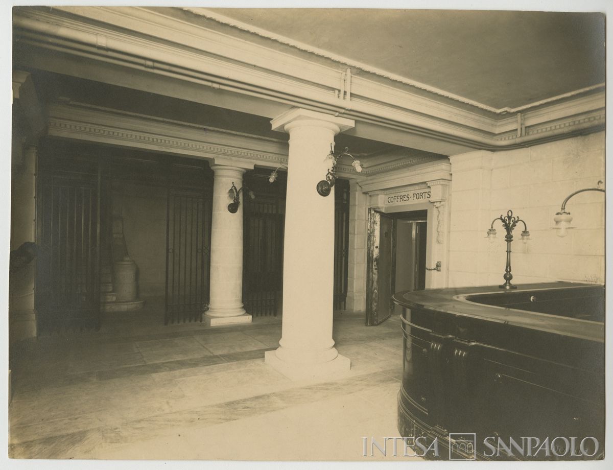 Banca Commerciale Italiana (France), Marsiglia: filiale di Rue Saint-Ferréol 75, 1919-1921 (foto di Detaille)