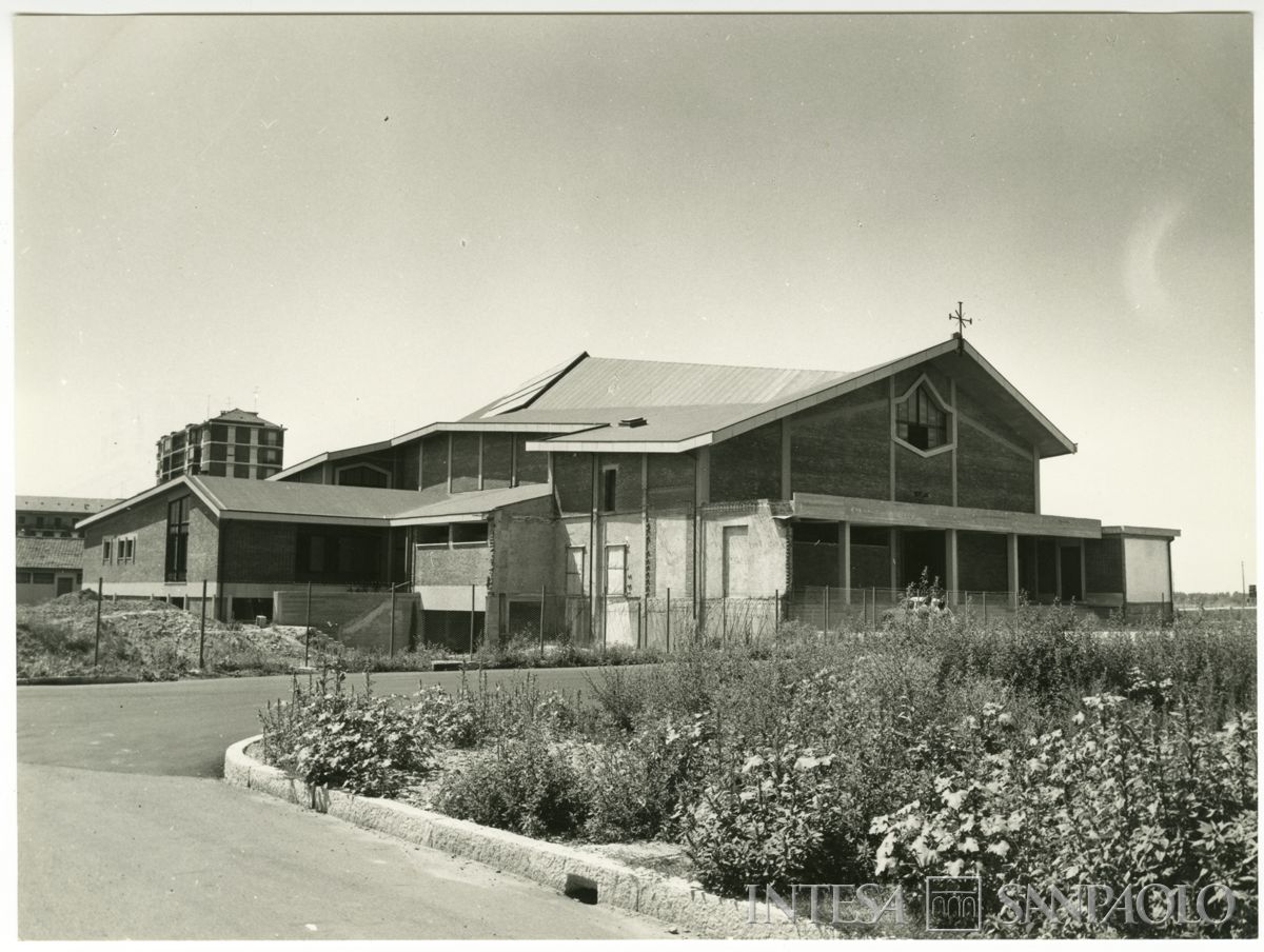 Chiesa di San Gregorio Barbarigo a Milano, 10 aprile 1965 (Vianini)