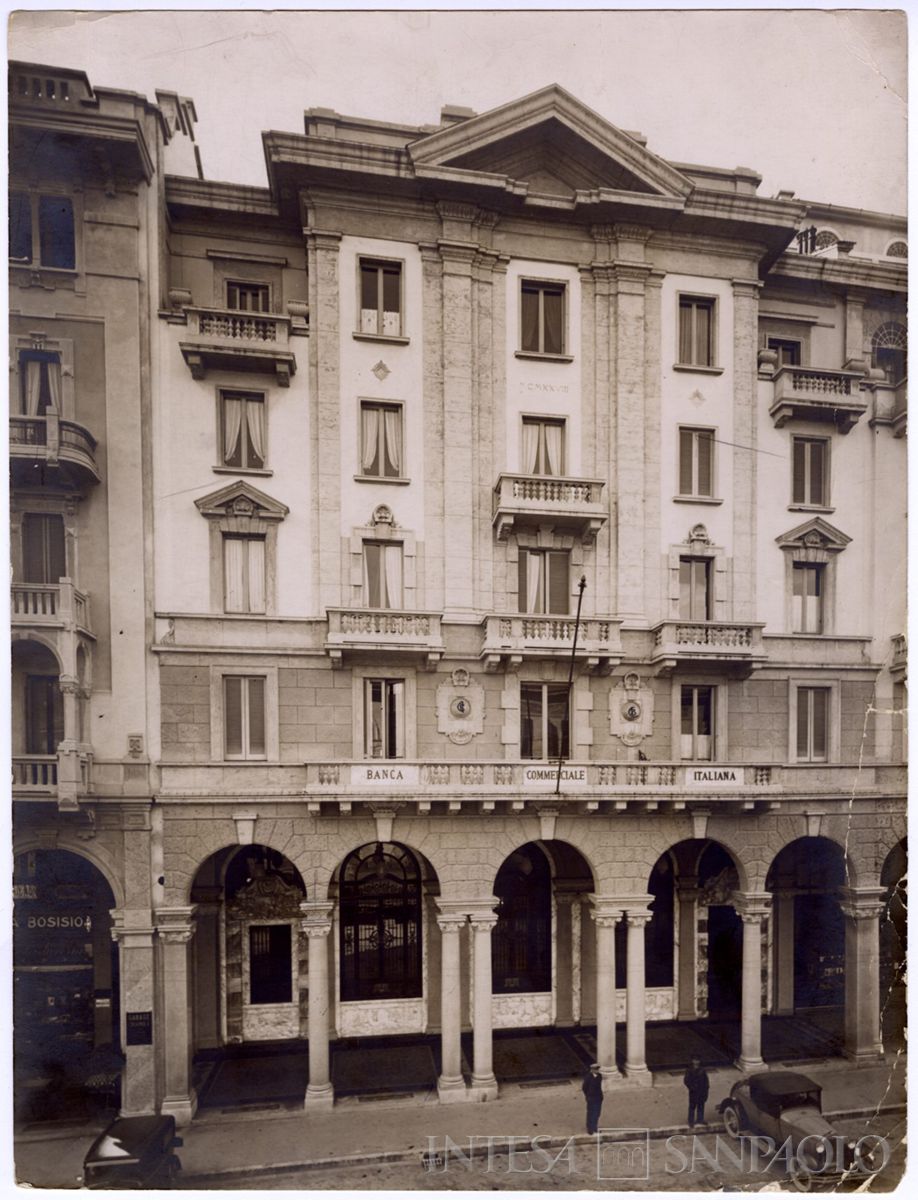 BCI, Varese: succursale di Via Verbano 5, 1930-1938 (foto Alfredo Morbelli)