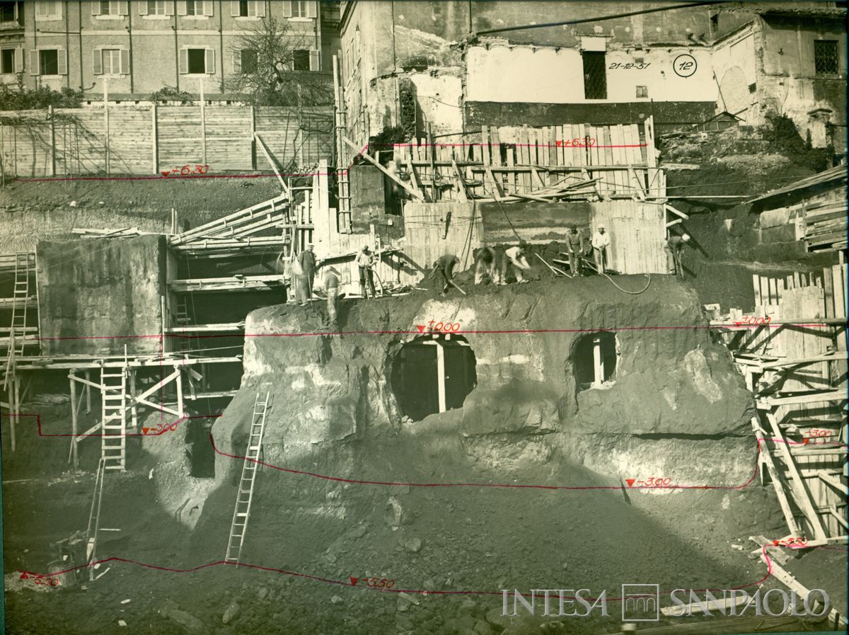 Roma, via IV Fontane, costruzione, tra il 1951 e il 1954 (fotografo sconosciuto)