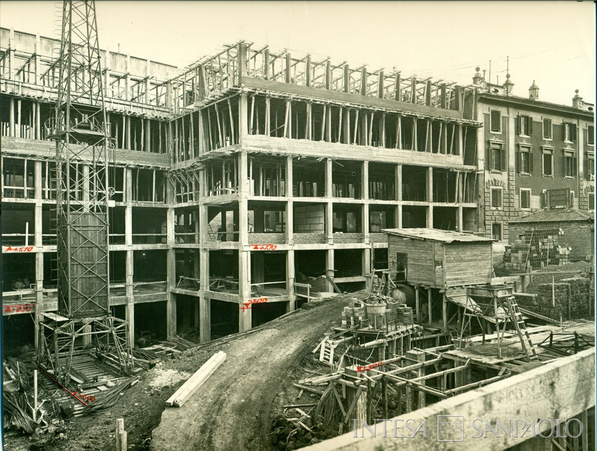 Roma, via IV Fontane, costruzione, tra il 1951 e il 1954 (seconda parte della panoramica) (fotografo sconosciuto)