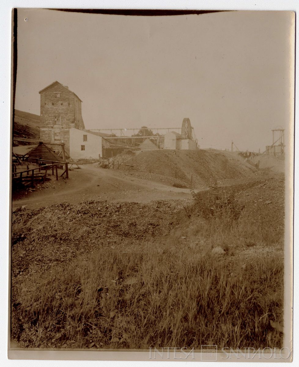 Miniera di Frongoch: stalla con fienile, 1898-1901 (Bernardino Nogara)