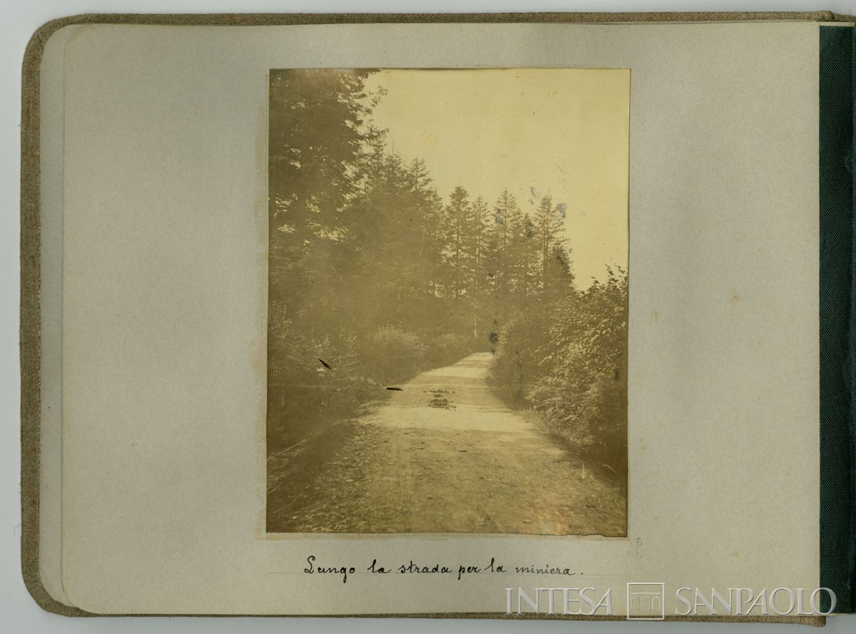 Album del Galles: paesaggi sulla strada per la miniera, 1899 (fotografo sconosciuto)